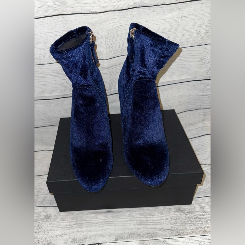 Steve Madden Blue Velvet Ankle Boots - Picture 3 of 7
